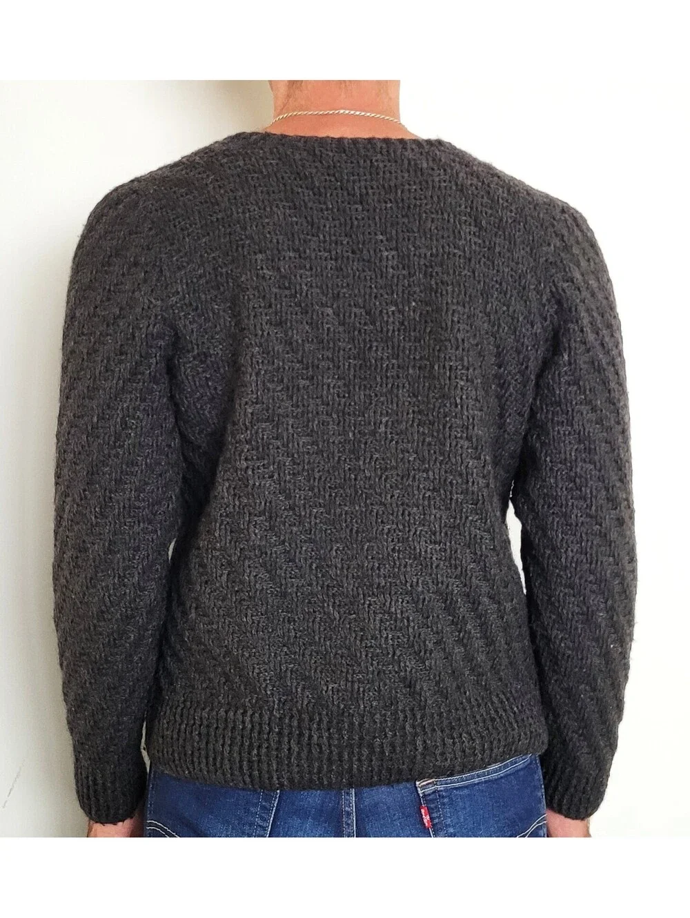 Hand Knit V-Neck Sweater Men's Medium Gray Wool Blend Handmade Pullover